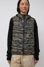 Load image into Gallery viewer, TAION Hooded W-Zip Down Vest in Tiger Stripe