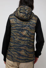 Load image into Gallery viewer, TAION Hooded W-Zip Down Vest in Tiger Stripe