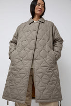 Load image into Gallery viewer, TAION Military Breasted Long Down Jacket in Light Mocha