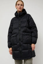 Load image into Gallery viewer, TAION Mountain Packable Volume Down Hood Coat in Black