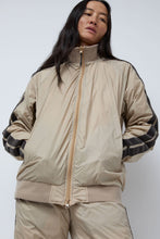 Load image into Gallery viewer, TAION Track Down Jacket in Beige and Grey