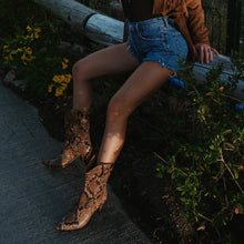 Load image into Gallery viewer, Thelma Boot In Tawny Stamped Leather