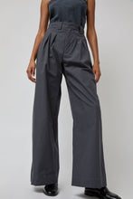 Load image into Gallery viewer, Zii Ropa Margueritte Pant in Washed Black