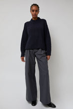 Load image into Gallery viewer, Zii Ropa Moa Sweater in Midnight