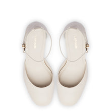 Load image into Gallery viewer, Ari Pump In Ivory Leather