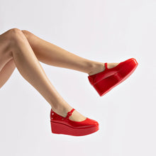 Load image into Gallery viewer, Blair Flatform In Scarlet Patent Leather