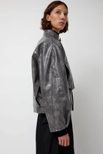 Load image into Gallery viewer, épingler Ep Bomber Jacket in Charcoal