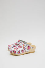 Load image into Gallery viewer, No.6 Hanna Studded Clog on Mid Wedge in Pink Rose Patent