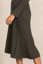 Load image into Gallery viewer, MIRA RIBBED MIDI SKIRT