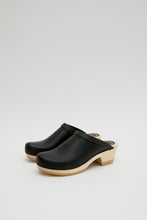 Load image into Gallery viewer, No.6 Old School Clog on Mid Heel in Black