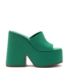 Load image into Gallery viewer, Wanda Platform Mule In Green Satin